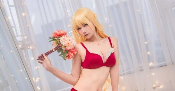 wwwse蜜桃色avcom_DVD完整版观看