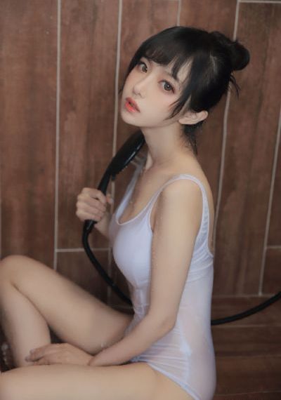 免费本子网站_DVD影视在线观看